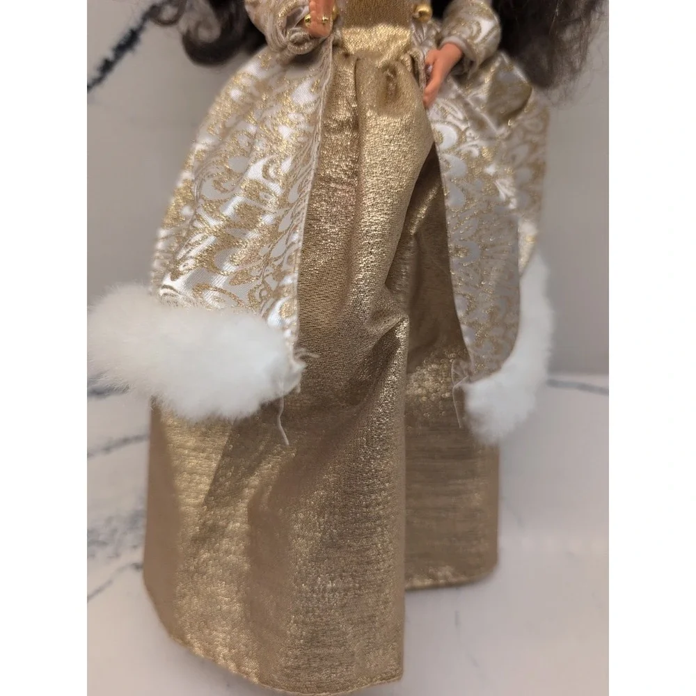 Barbie WINTER EVENING Special Edition BRUNETTE Teresa Doll 1998 No Shoes